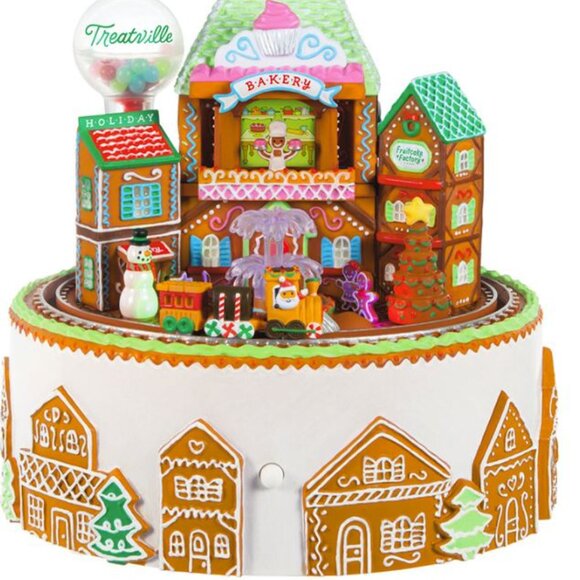 NEW Hallmark Keepsake GINGERBREAD VILLAGE Ornament Magic Light & Motion